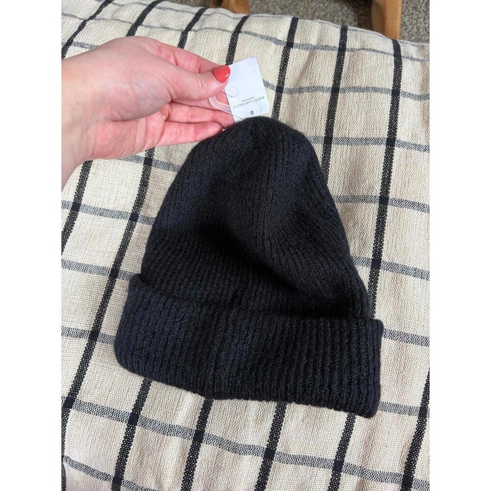 NWT American Eagle Beanie Black Super Soft. $16 retail